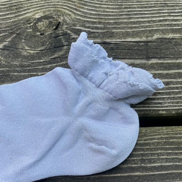 Bleuforet Women's Ruffle Glitter Ankle Socks - Picture 4 of 5